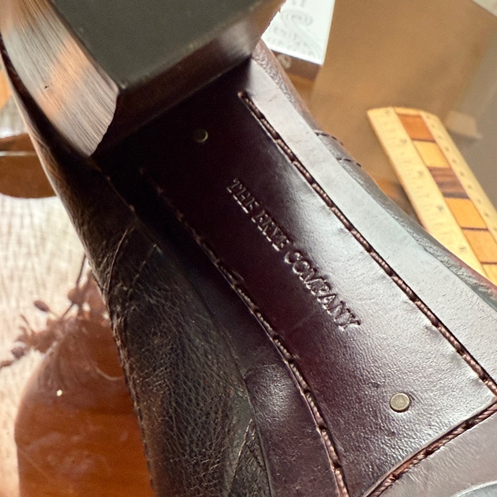 FRYE AND CO. Naya Kiltie Oxford Brown Leather Heels with platform - Picture 9 of 9